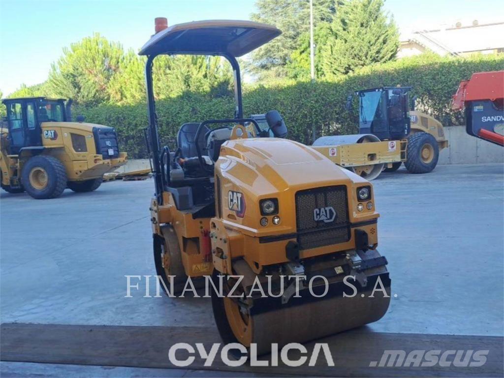 CAT CB2.7 Valjci sa duplim bubnjem