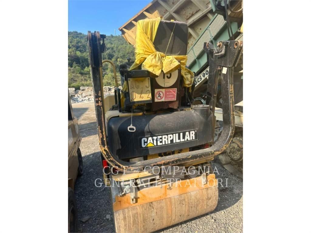 CAT CB22 Valjci sa duplim bubnjem