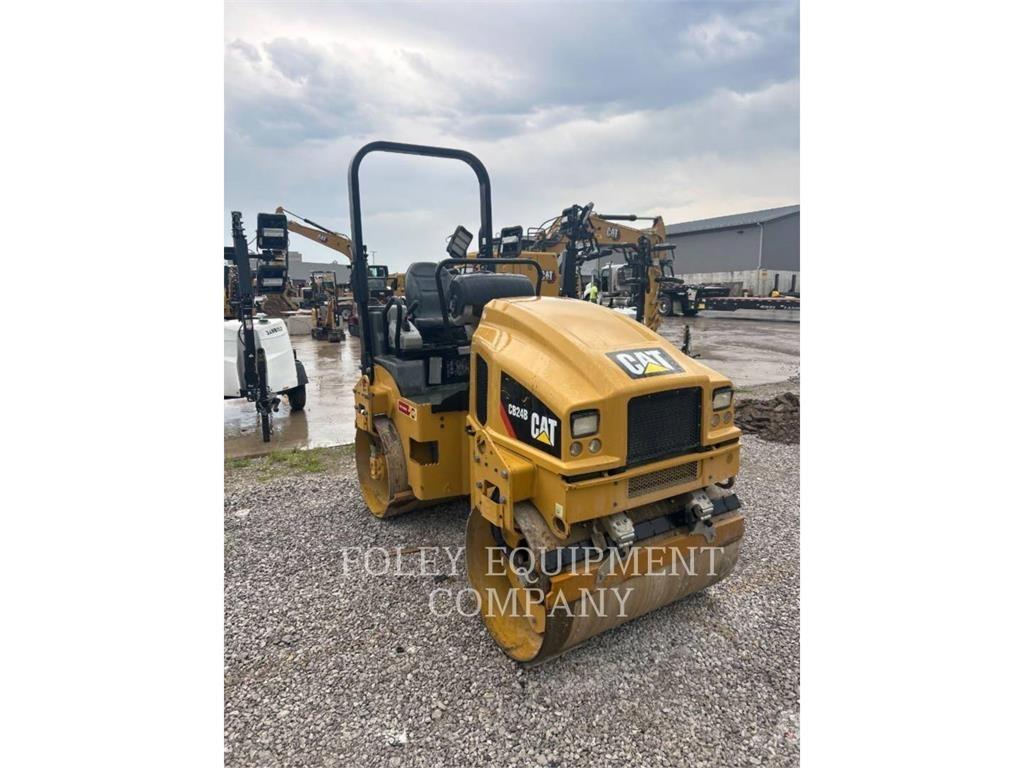 CAT CB24B Nabijači zemlje