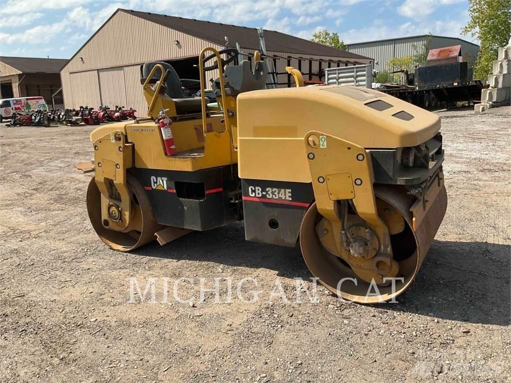 CAT CB334E Valjci sa jednim bubnjem