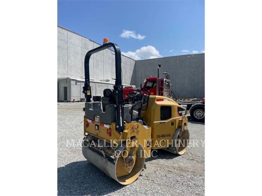 CAT CB34B Valjci sa duplim bubnjem