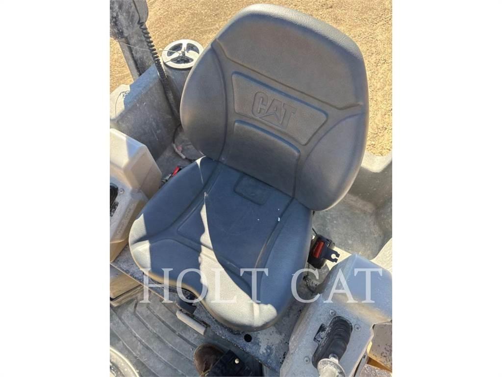 CAT CB36B Valjci sa jednim bubnjem