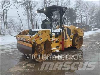 CAT CB54 XW Valjci sa duplim bubnjem