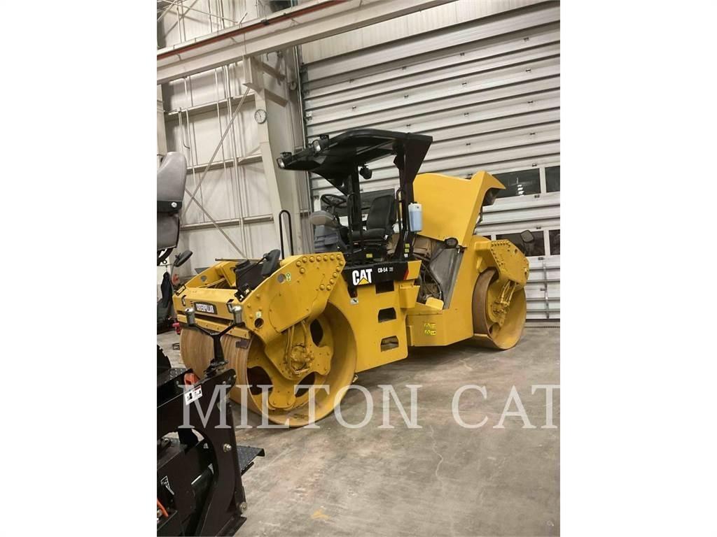 CAT CB54 XW Nabijači zemlje