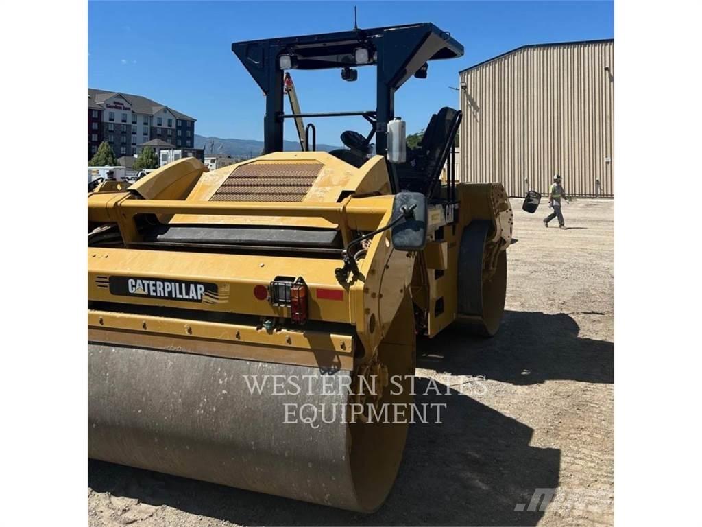 CAT CB64 Valjci sa duplim bubnjem