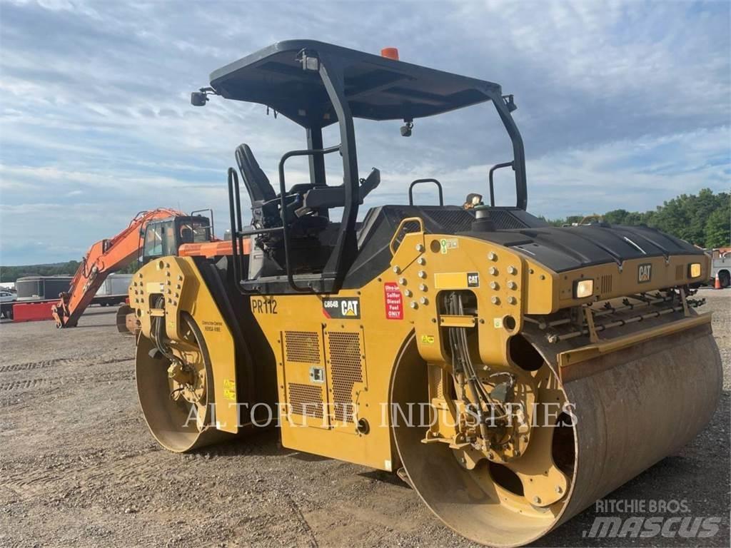 CAT CB64B Valjci sa duplim bubnjem