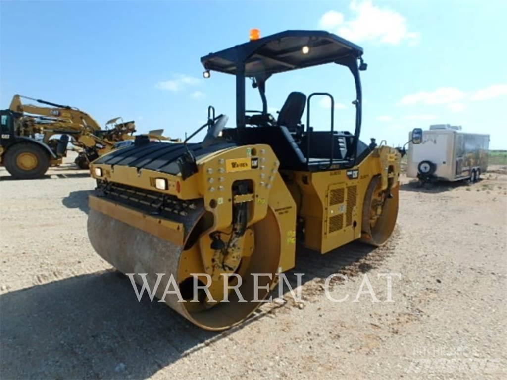 CAT CB66B Asfaltni finišeri