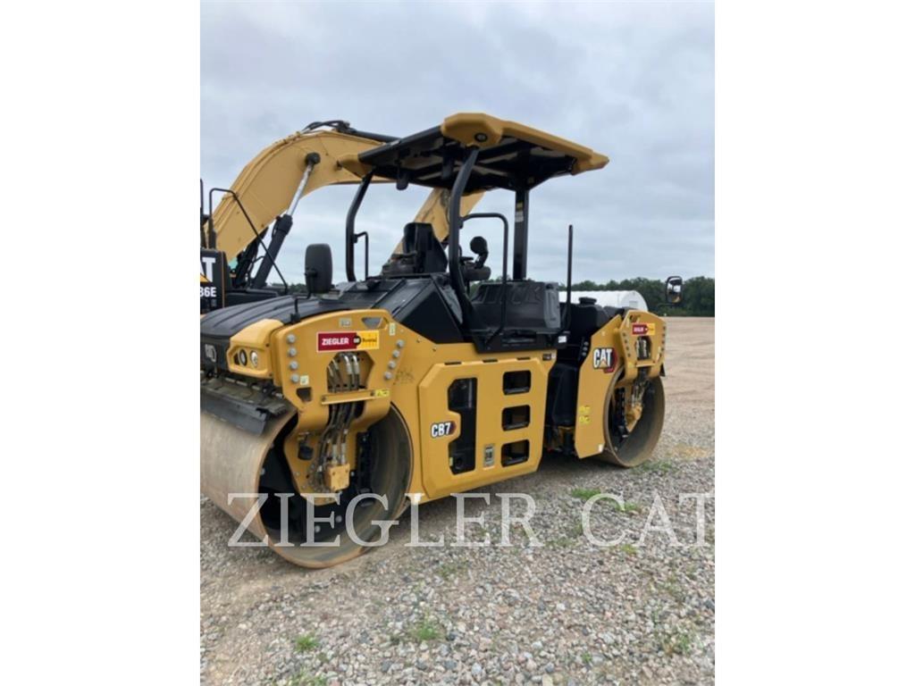 CAT CB7-02 Nabijači zemlje