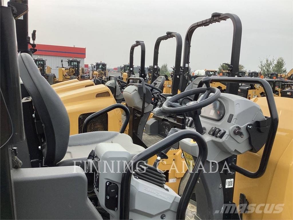 CAT CC 4.0 Nabijači zemlje