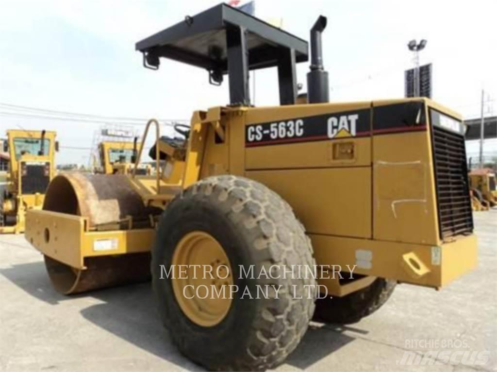 CAT CS-563CAW Valjci sa jednim bubnjem