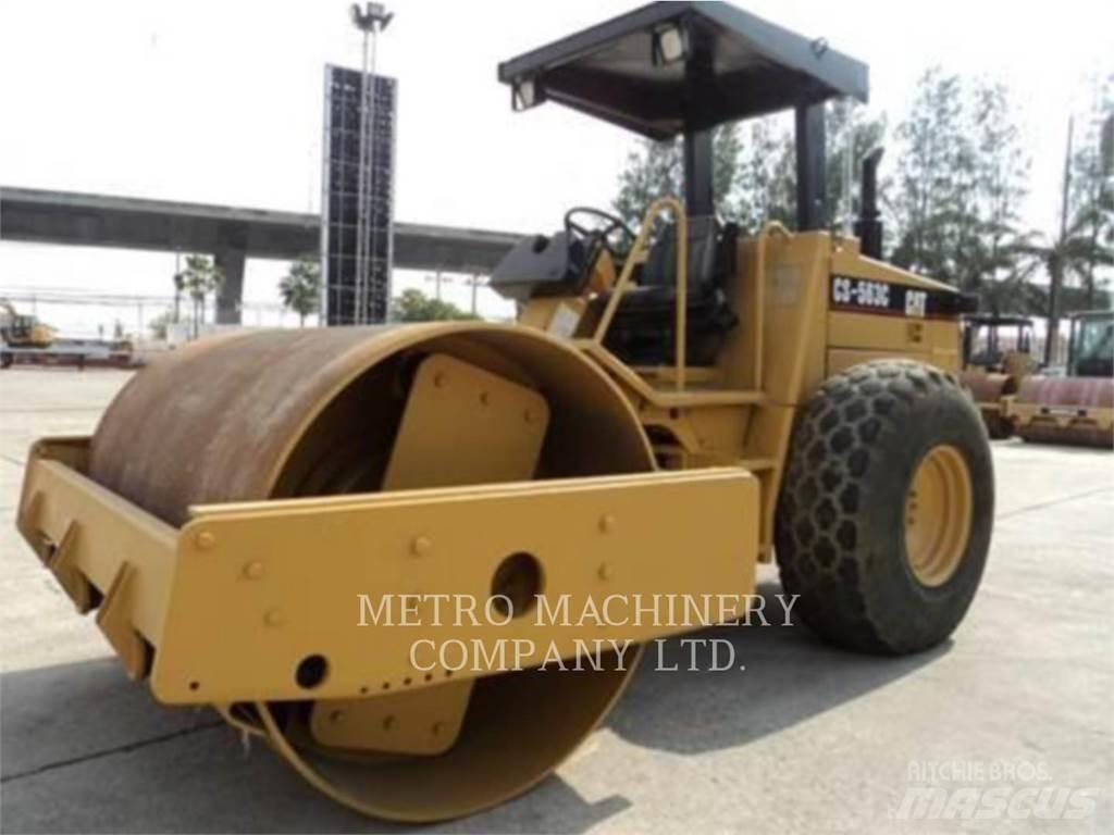 CAT CS-563CAW Valjci sa jednim bubnjem