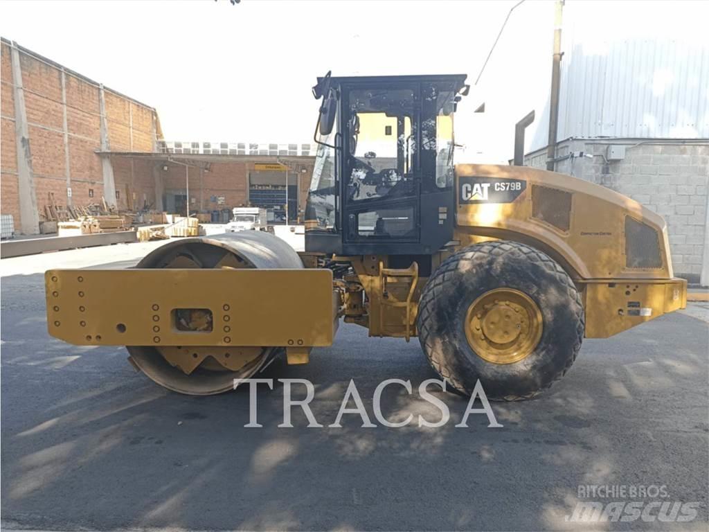 CAT CS 79 B Valjci sa jednim bubnjem