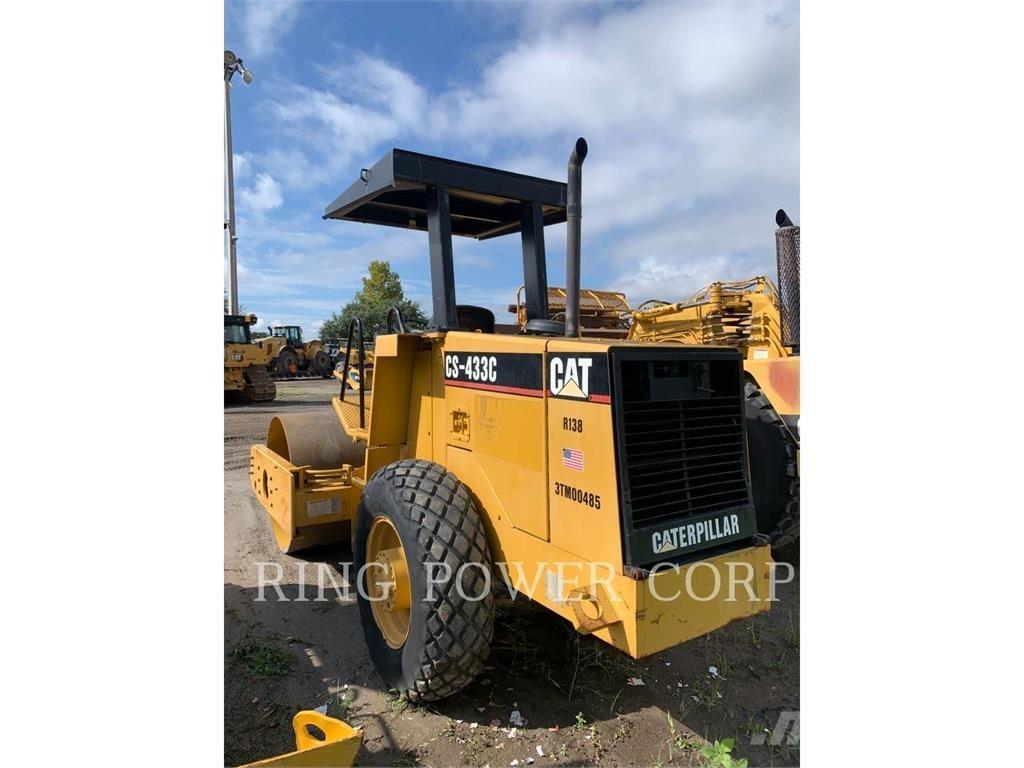 CAT CS433C Valjci sa duplim bubnjem