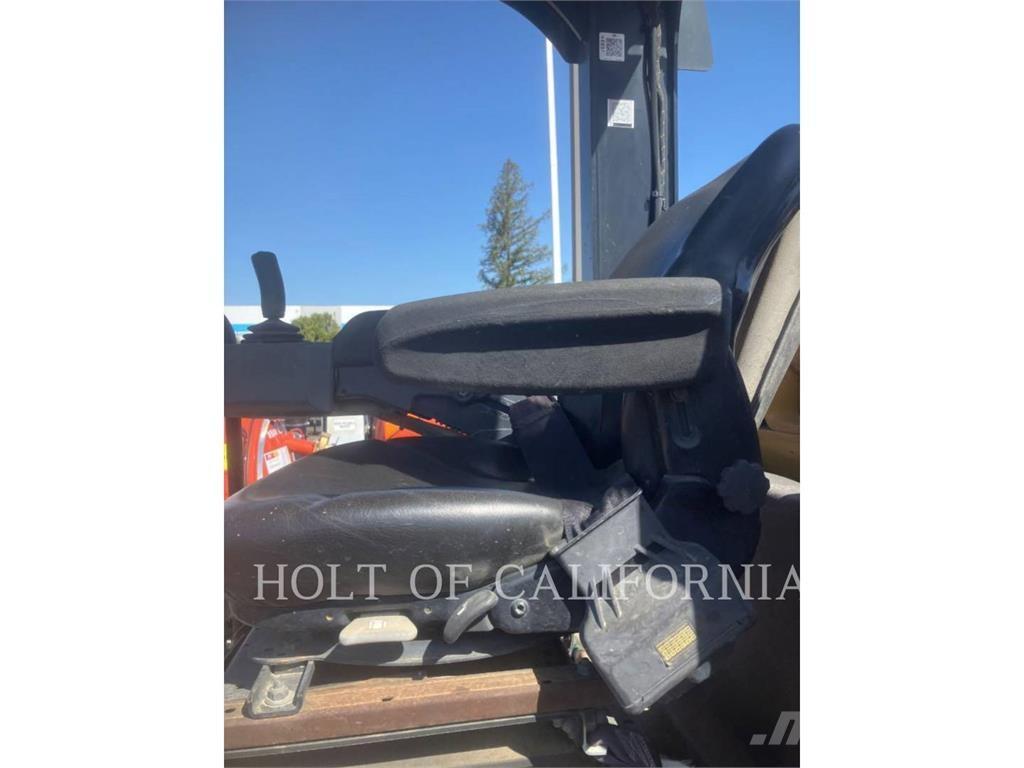 CAT CS54 Nabijači zemlje