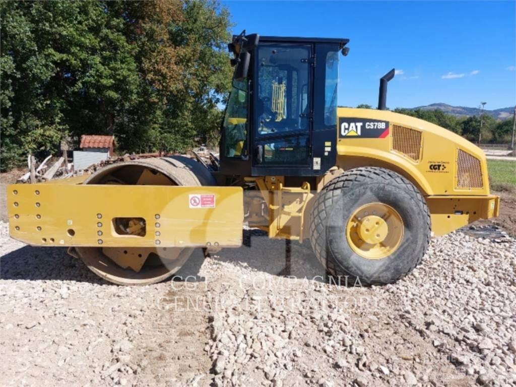 CAT CS78B Valjci sa jednim bubnjem