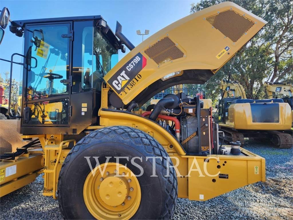 CAT CS79BLRC Valjci sa jednim bubnjem