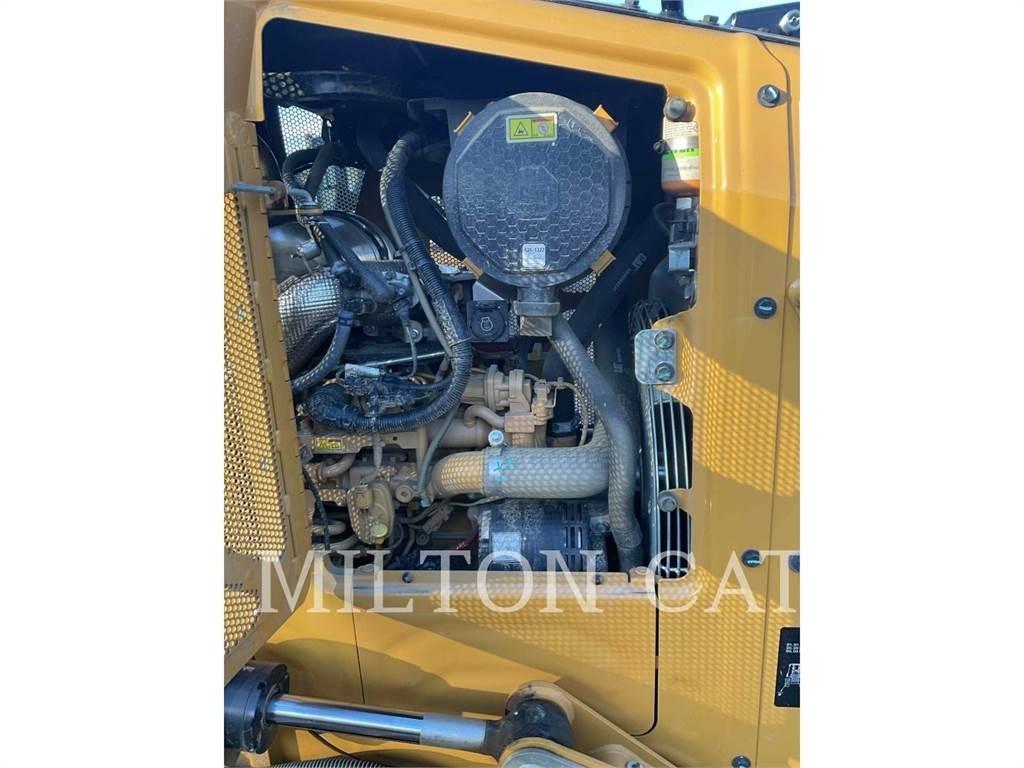 CAT D1 Buldožeri guseničari