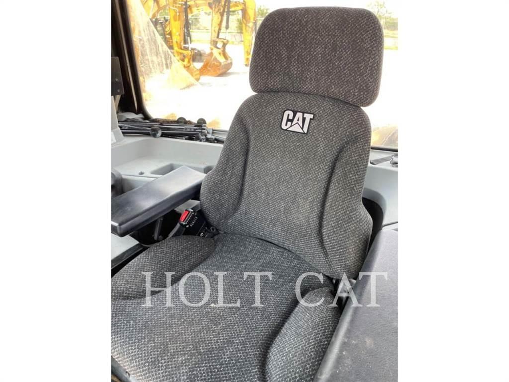 CAT D10T Buldožeri guseničari