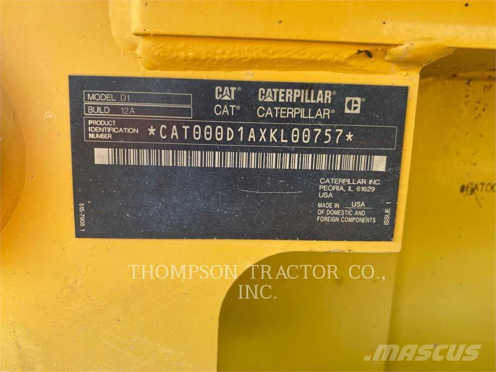 CAT D1LGP Buldožeri guseničari