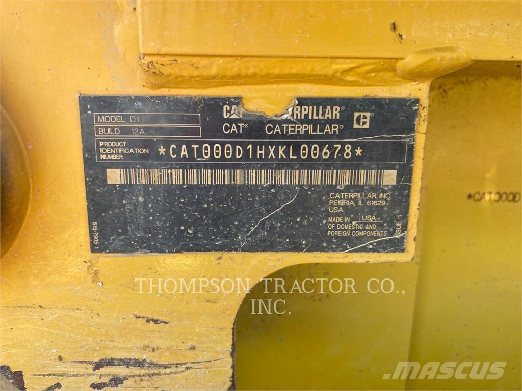 CAT D1LGP Buldožeri guseničari