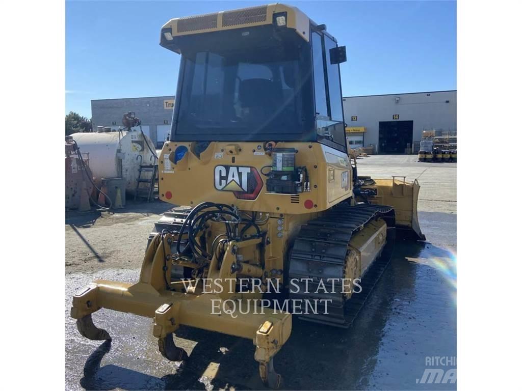 CAT D2 Buldožeri guseničari