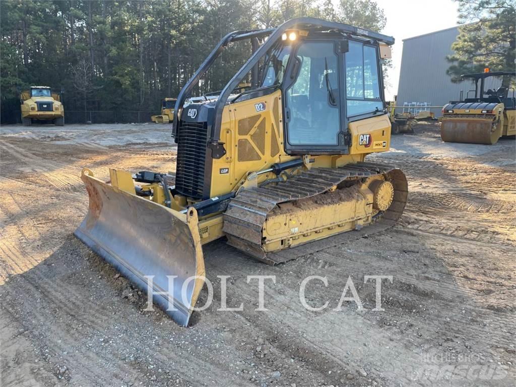 CAT D2-12LGP Buldožeri guseničari