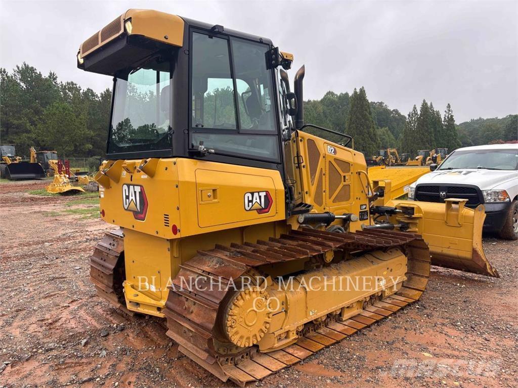 CAT D2 LGP Buldožeri guseničari