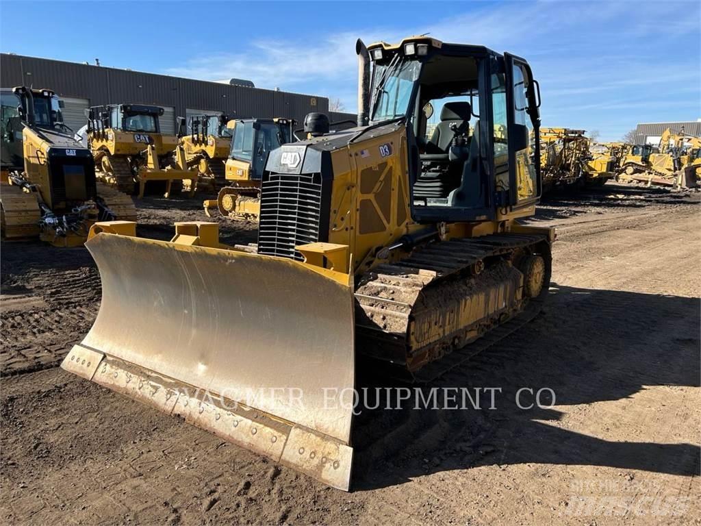 CAT D3 Buldožeri guseničari