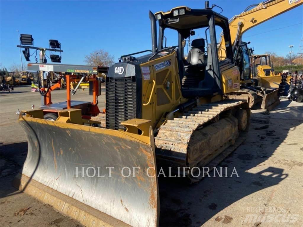 CAT D3 Buldožeri guseničari