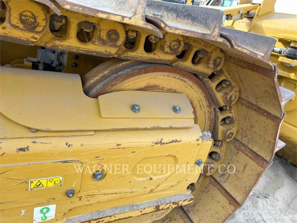 CAT D3 Buldožeri guseničari