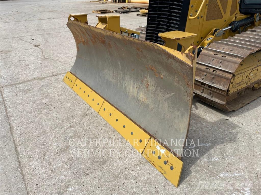 CAT D3 Buldožeri guseničari