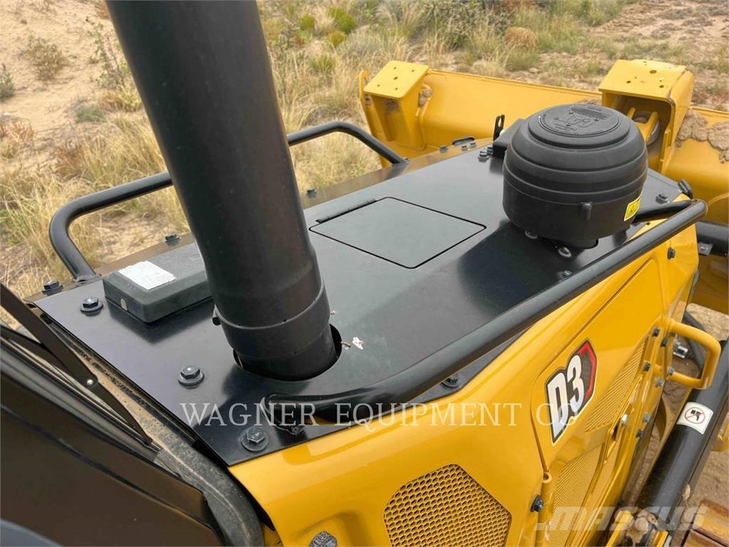 CAT D3 Buldožeri guseničari