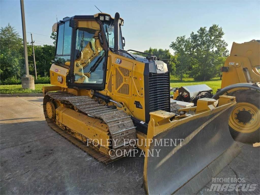 CAT D3-12I Buldožeri guseničari