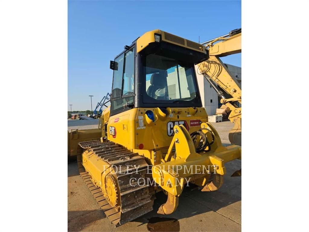 CAT D3-12I Buldožeri guseničari