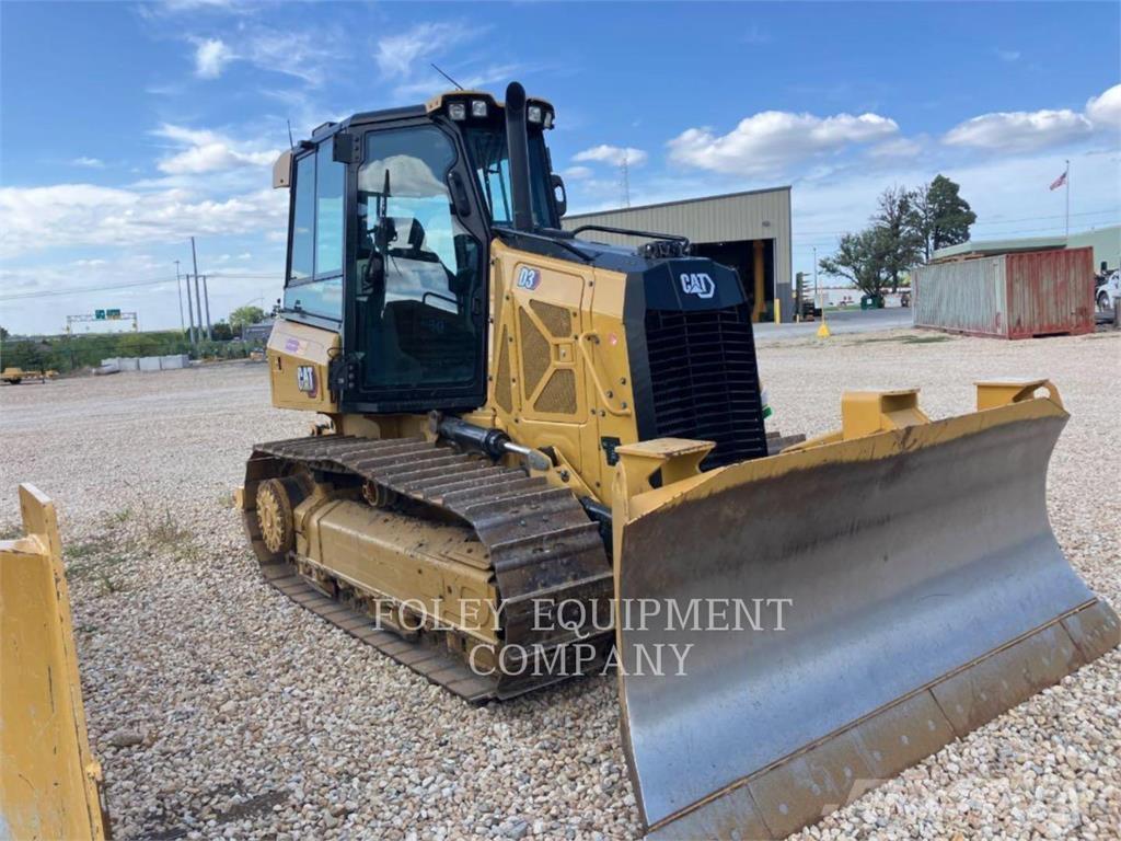 CAT D3-12I Buldožeri guseničari