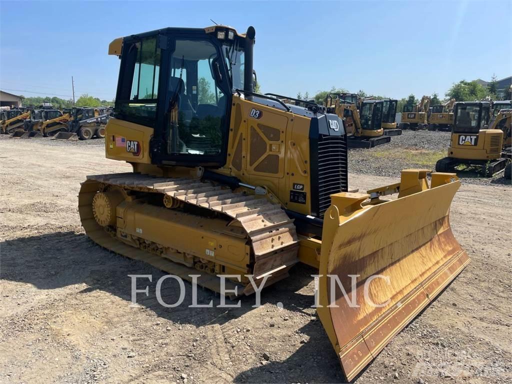 CAT D3-12LGP Buldožeri guseničari
