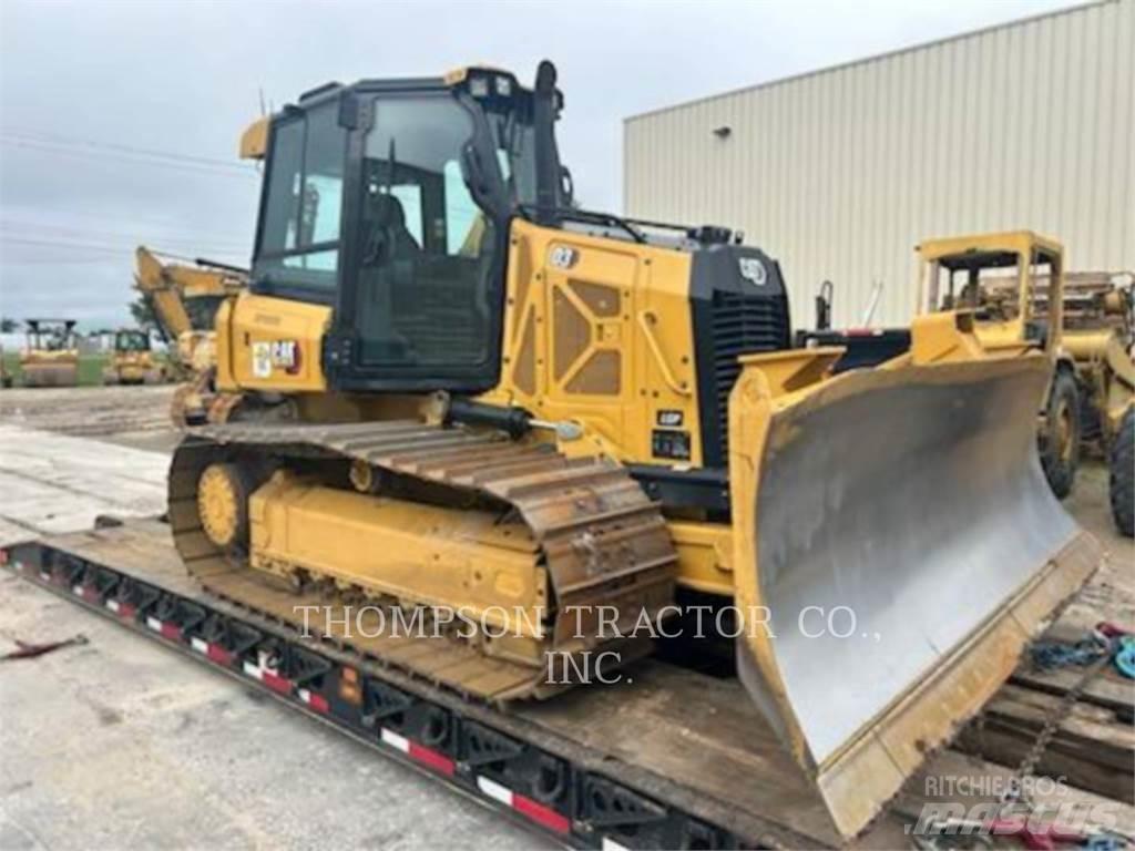 CAT D3-12LGP Buldožeri guseničari
