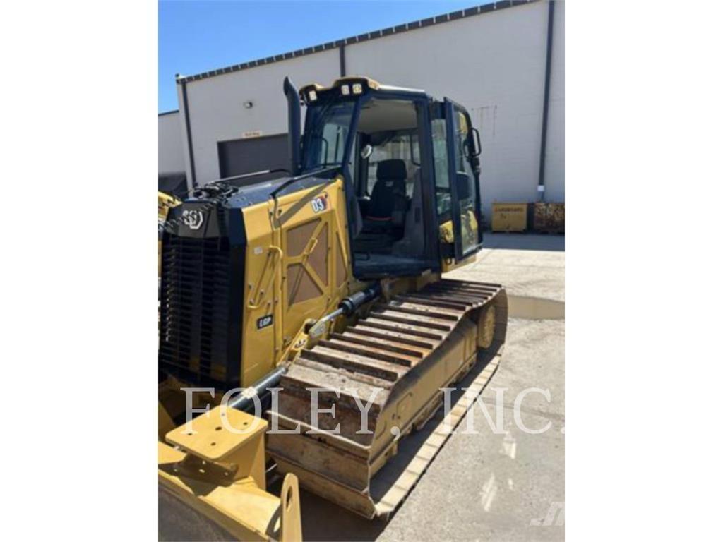 CAT D3-12LGP Buldožeri guseničari