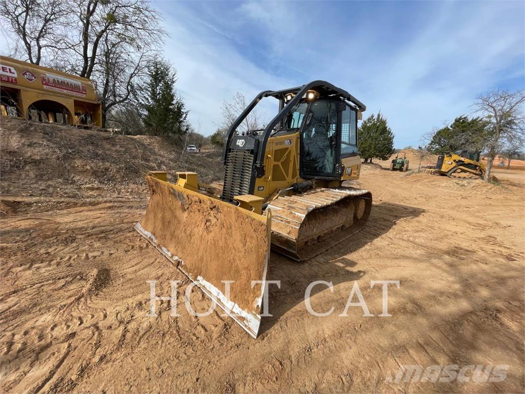 CAT D3-12LGP Buldožeri guseničari
