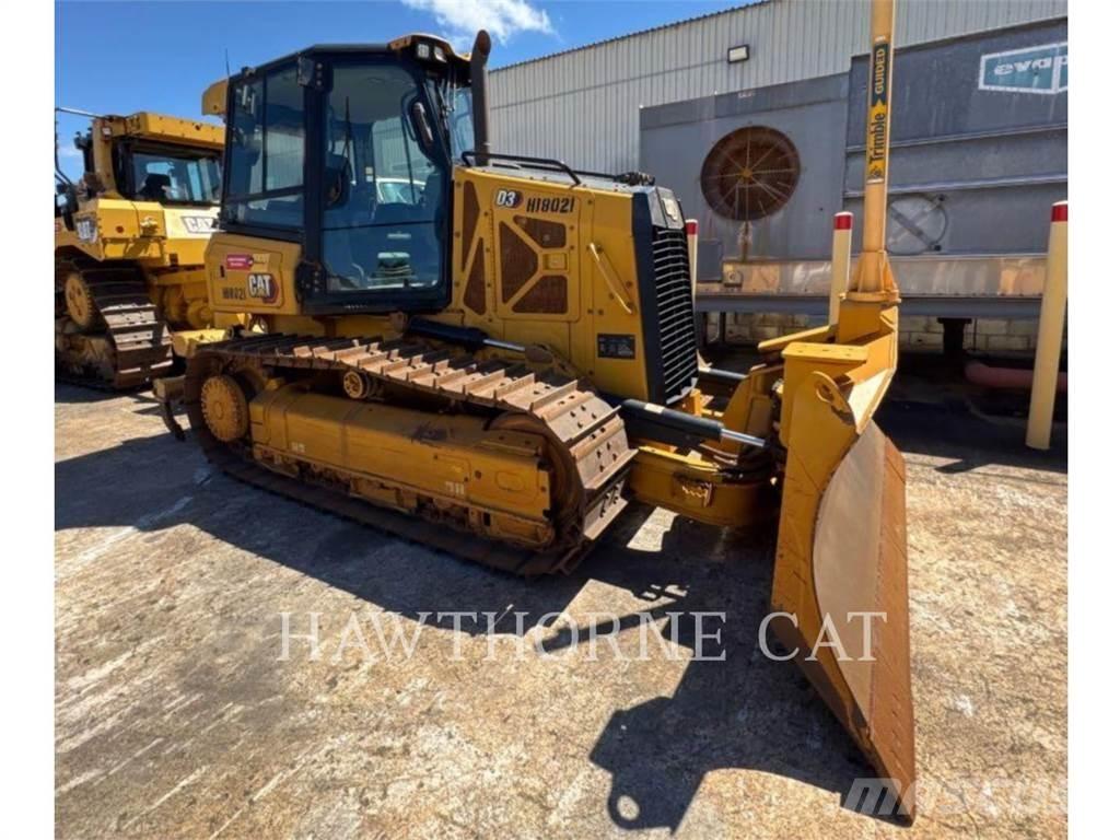 CAT D3 EW Buldožeri guseničari