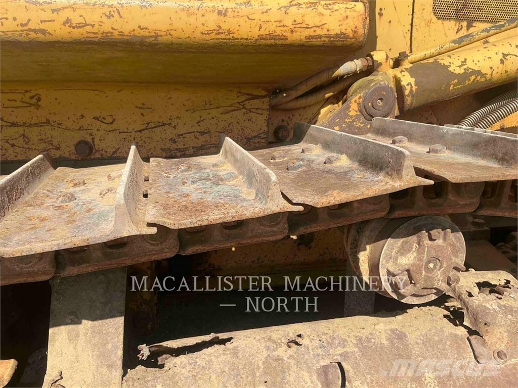 CAT D3C Buldožeri guseničari