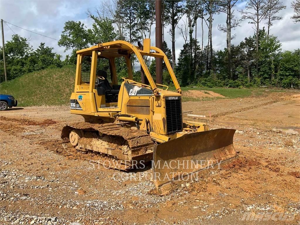 CAT D3GLGP Buldožeri guseničari