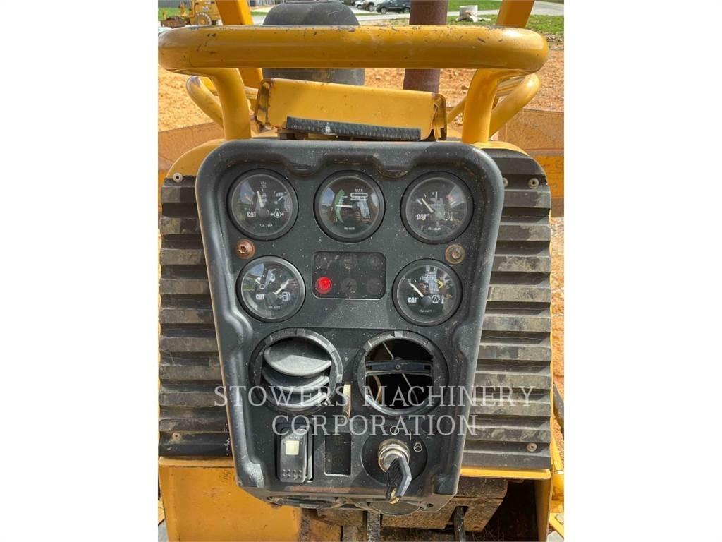 CAT D3GLGP Buldožeri guseničari