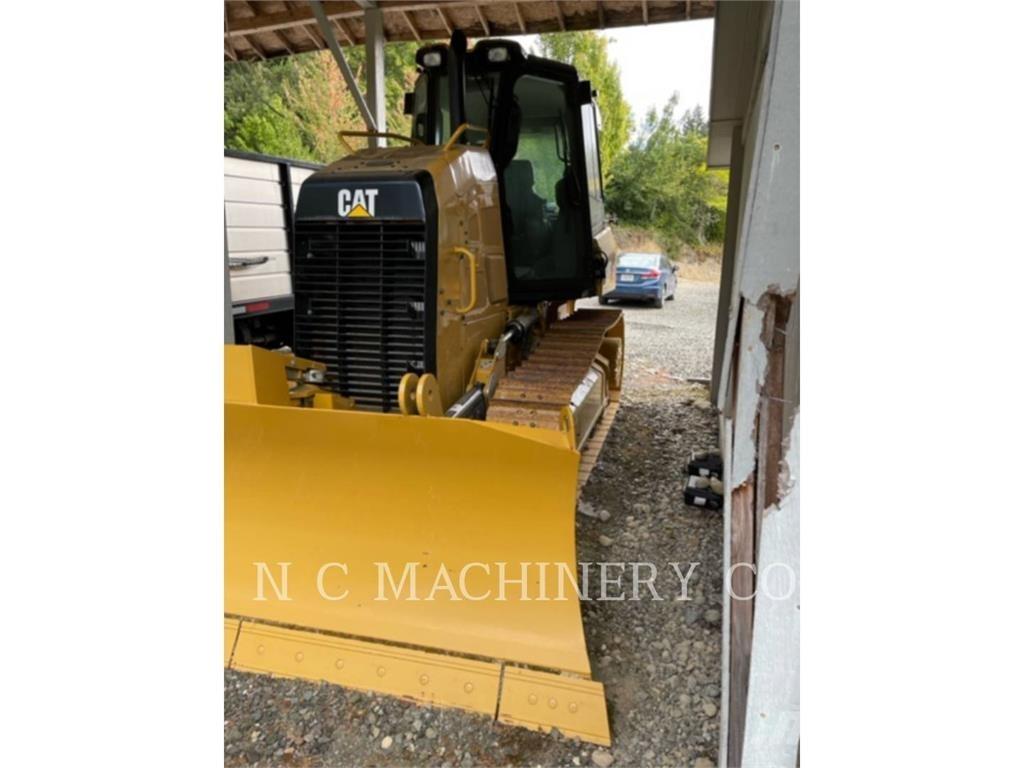 CAT D3K2 XLCB Buldožeri guseničari