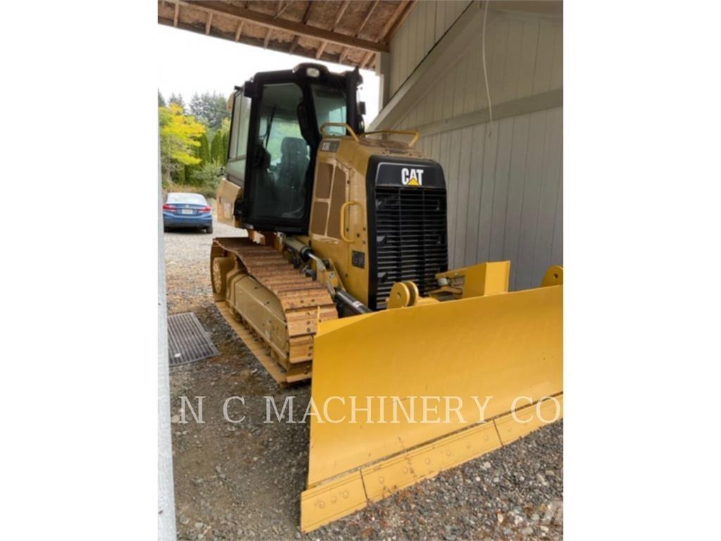 CAT D3K2 XLCB Buldožeri guseničari