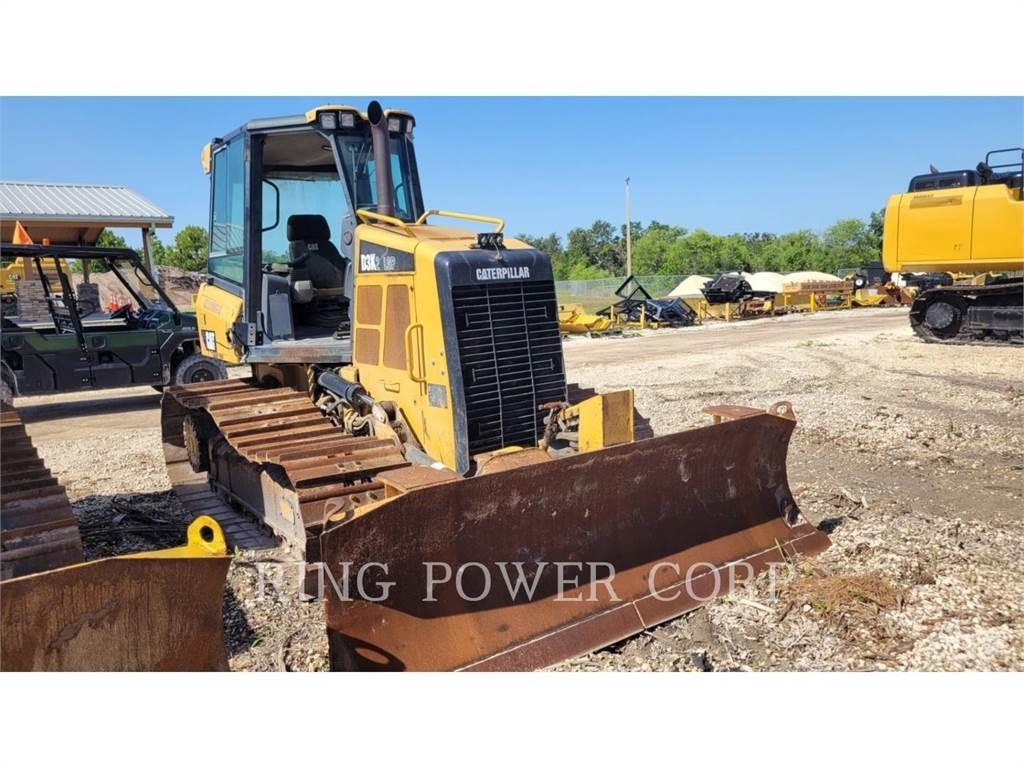 CAT D3K2LGP Buldožeri guseničari