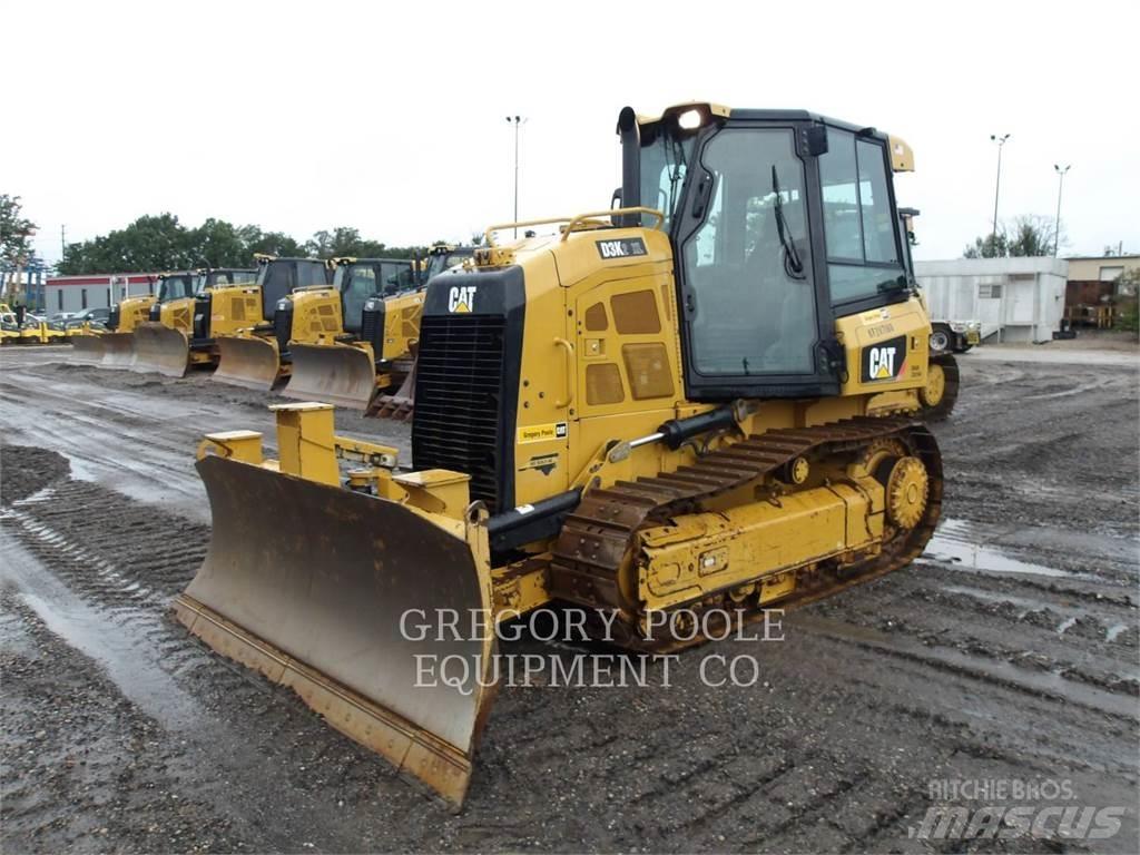 CAT D3K2XL Buldožeri guseničari