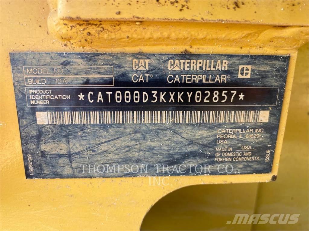 CAT D3LGP Buldožeri guseničari