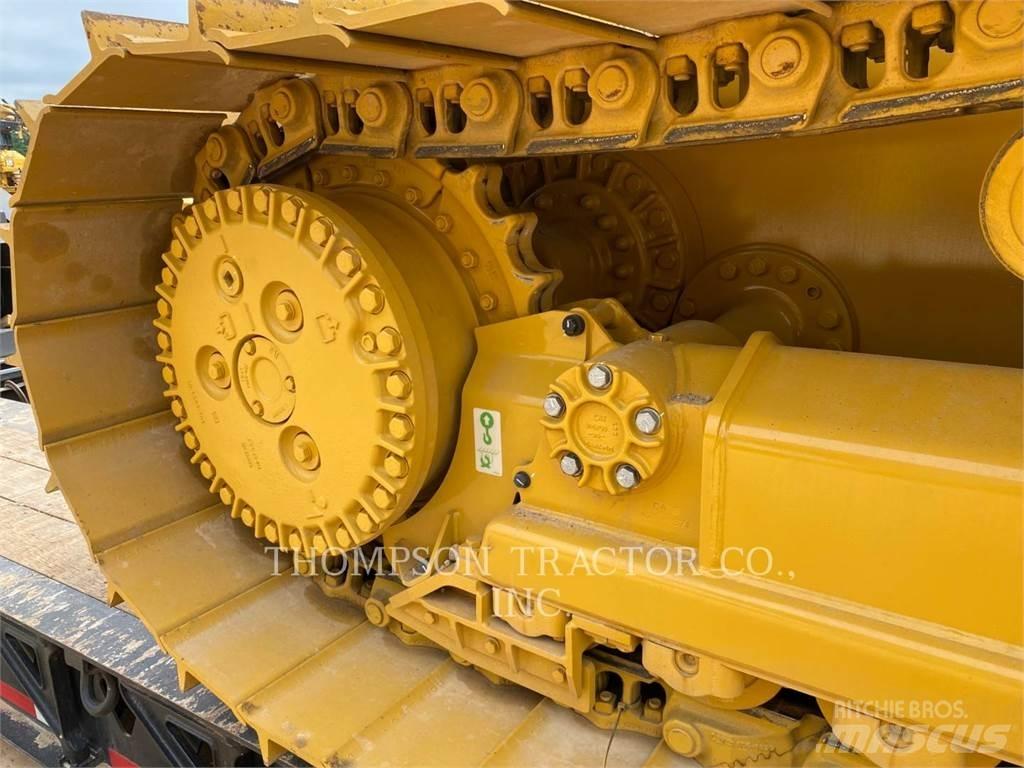CAT D4 Buldožeri guseničari