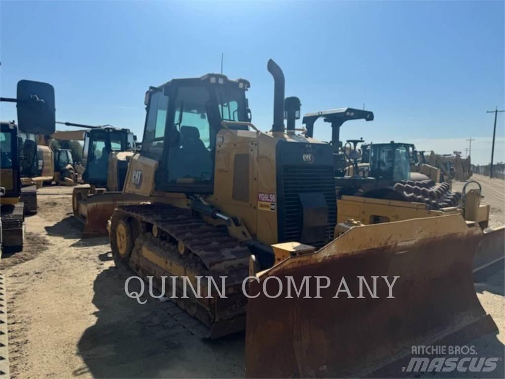 CAT D4 Buldožeri guseničari